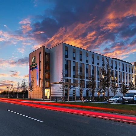 Holiday Inn Express - Bicester By Ihg Esterno foto